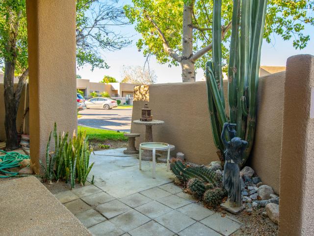2 BR, 2 BA Apartment 28602 Taos Court, Cathedral City, CA 92234