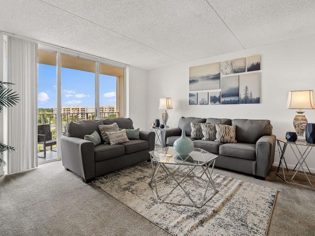2 BR, 2 BA Apartment 2882 Tennis Club Dr Unit 105, West Palm Beach, FL 33417