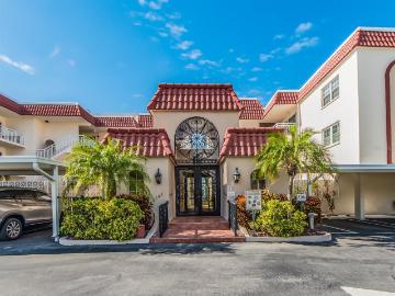 2 BR, 2 BA Apartment 2900 Gulf Boulevard, Belleair Beach, FL 33786