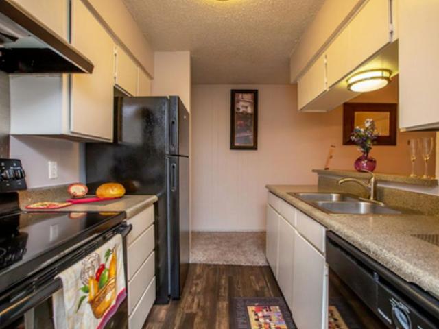 2 BR, 2 BA Apartment 2900 McCann Road Unit 201, Longview, TX 75605