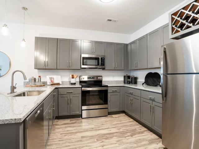 2 BR, 2 BA Apartment 2901 Belterra Circle Unit 4202 110, Greensboro, NC 27410