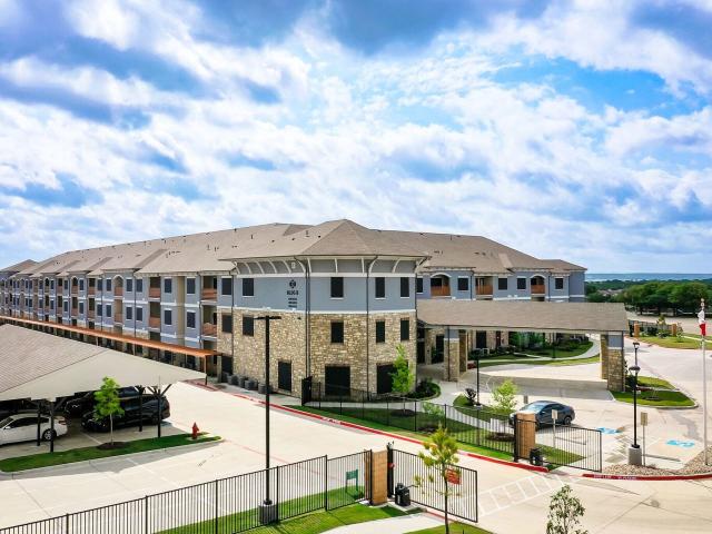 2 BR, 2 BA Apartment 2902 S Beltline Road Unit B218, Grand Prairie, TX 75052