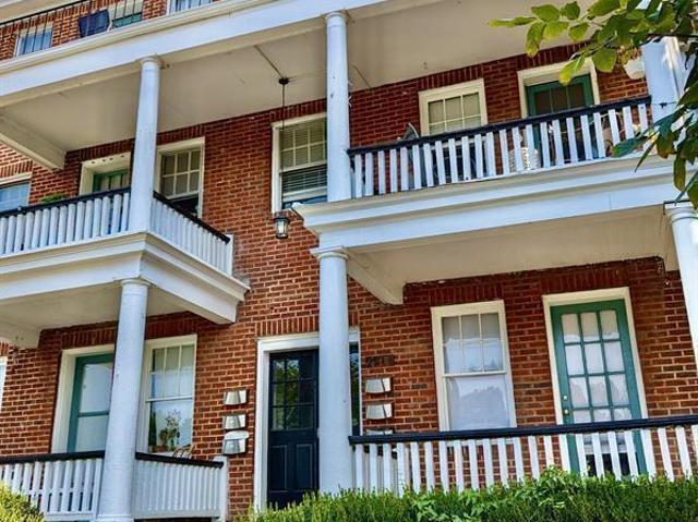 2 BR, 2 BA Apartment 2914 Idlewood Ave, Richmond, VA 23221