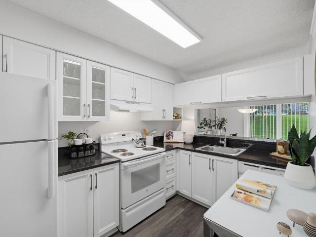 2 BR, 2 BA Apartment 29540 Citation Circle Unit 04202, Farmington, MI 48331