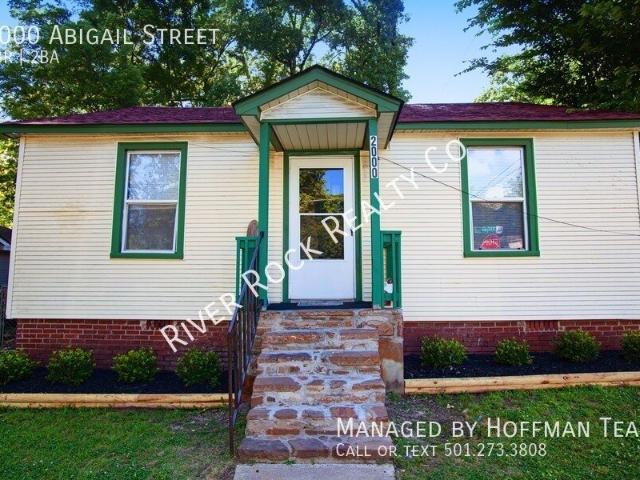 2 BR, 2 BA Apartment 2000 Abigail Street, Little Rock, AR 72204