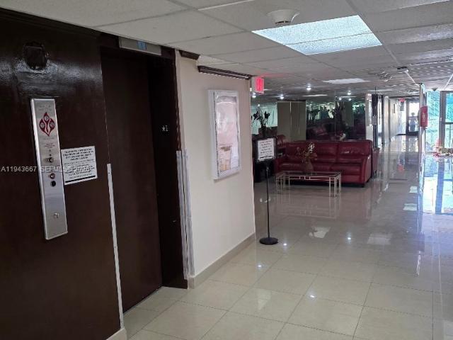 2 BR, 2 BA Apartment 2000 Atlantic Shores Boulevard, Hallandale Beach, FL 33009