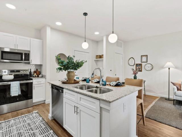 2 BR, 2 BA Apartment 2001 Duchess Dr Unit 5 6305, Denton, TX 76205
