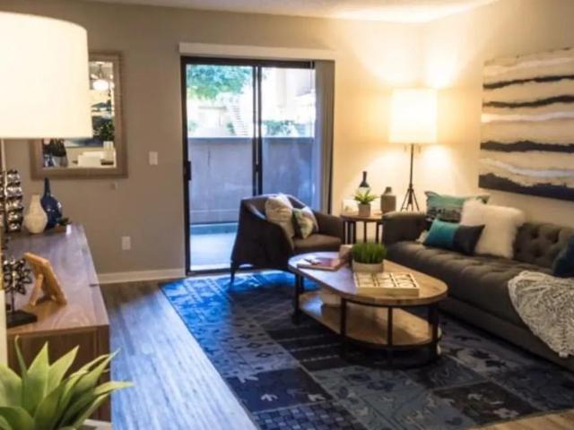 2 BR, 2 BA Apartment 2001 Piner Road Unit 278, Santa Rosa, CA 95403