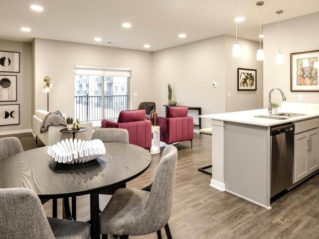 2 BR, 2 BA Apartment 2002 Gregg Road Unit 5307, Bellevue, NE 68123