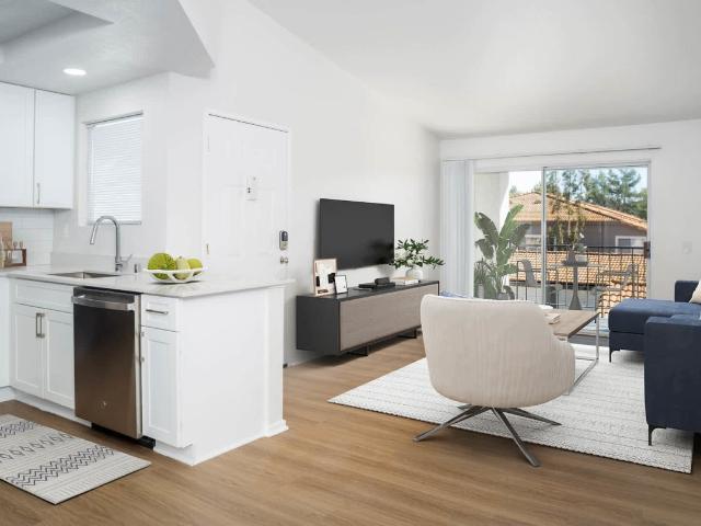 2 BR, 2 BA Apartment 20041 Osterman Road Unit E1, Lake Forest, CA 92630