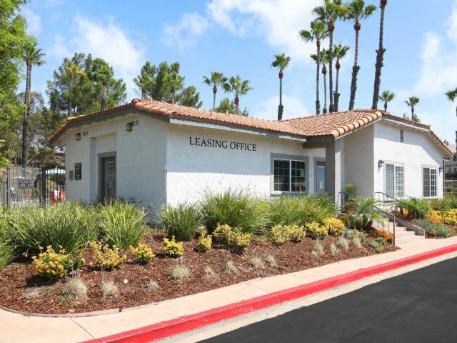 2 BR, 2 BA Apartment 20041 Osterman Road Unit P4, Lake Forest, CA 92630