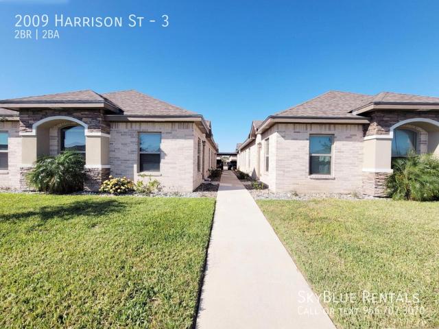 2 BR, 2 BA Apartment 2009 Harrison St Weslaco, TX 78596