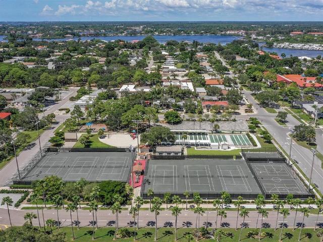 2 BR, 2 BA Apartment 200 The Esplanade North, Venice, FL 34285