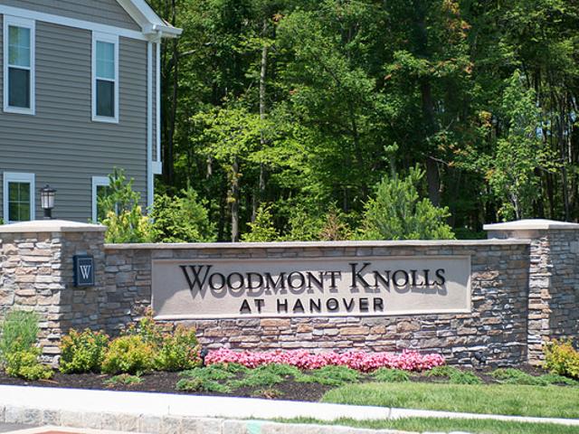 2 BR, 2 BA Apartment 200 Woodmont Drive Unit 836, Cedar Knolls, NJ 07927