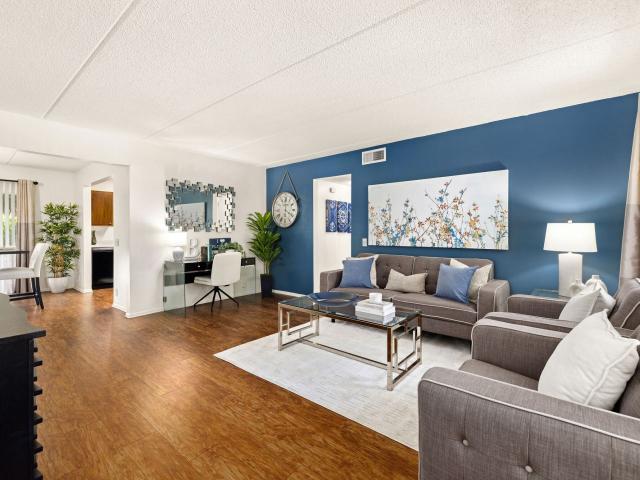 2 BR, 2 BA Apartment 200 Avenue K Southeast Unit 121, Winter Haven, FL 33880