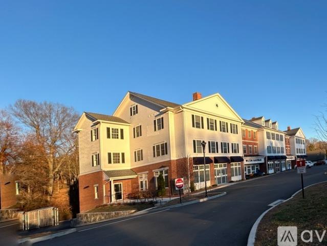 2 BR, 2 BA Apartment 200 Danbury Road, Unit 2209, Wilton, CT 06897