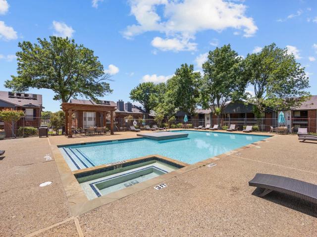 2 BR, 2 BA Apartment 201 West Southwest Parkway Unit 11217, Lewisville, TX 75067