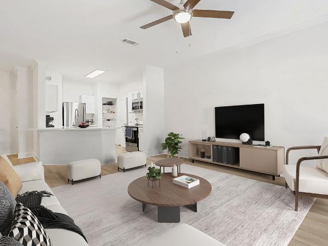 2 BR, 2 BA Apartment 2020 Business Center Drive Unit 1 09202, Pearland, TX 77584