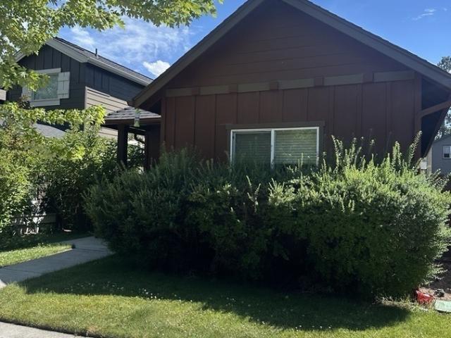 2 BR, 1.5 BA Apartment 20249 Hufflepuff Court, Bend, OR 97702