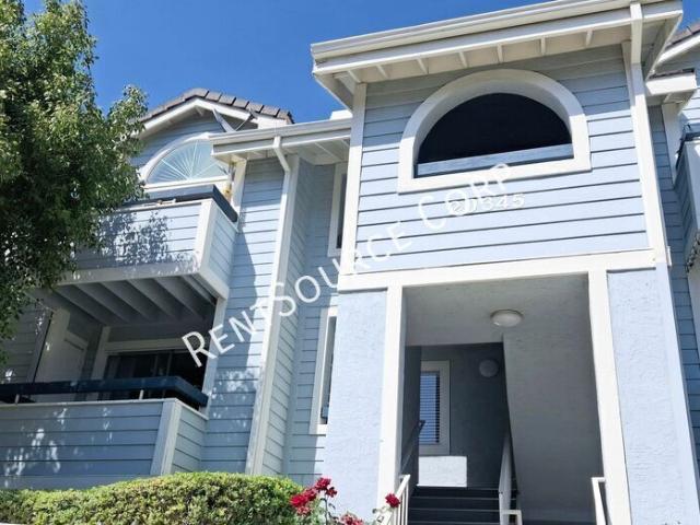 2 BR, 2 BA Apartment 20345 Rue Crevier, Santa Clarita, CA 91351