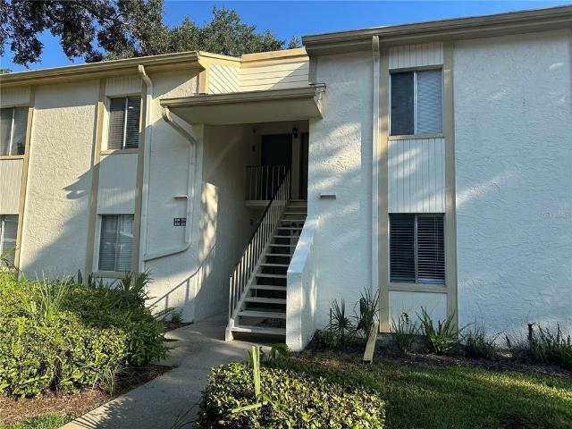 2 BR, 2 BA Apartment 207 Palmetto Court, Oldsmar, FL 34677