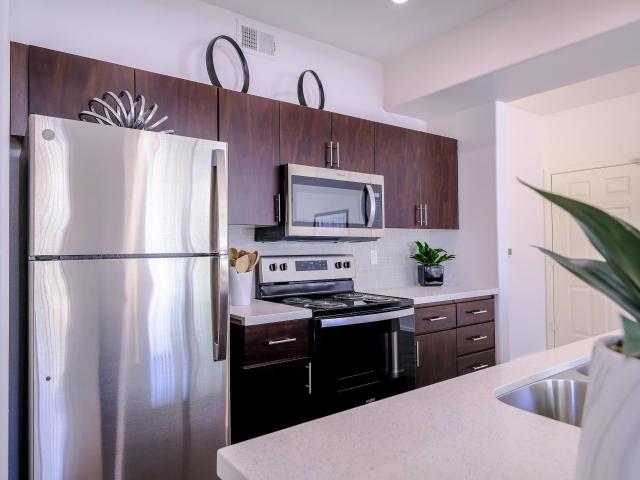 2 BR, 2 BA Apartment 20435 N 7th St Unit 1 3048N, Phoenix, AZ 85024