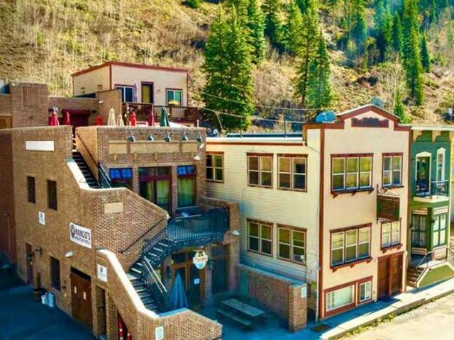 2 BR, 2 BA Apartment 206 Eagle Street, Unit B Middle Front, Red Cliff, CO 81649