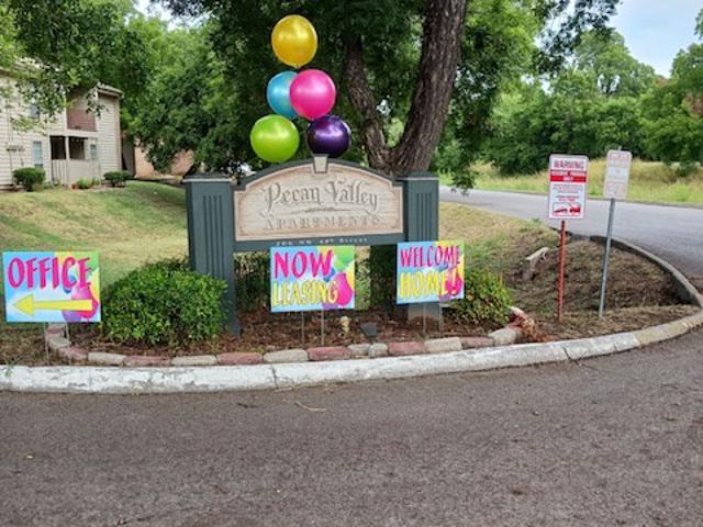 2 BR, 2 BA Apartment 206 NW 44th St Unit 214I, Lawton, OK 73505