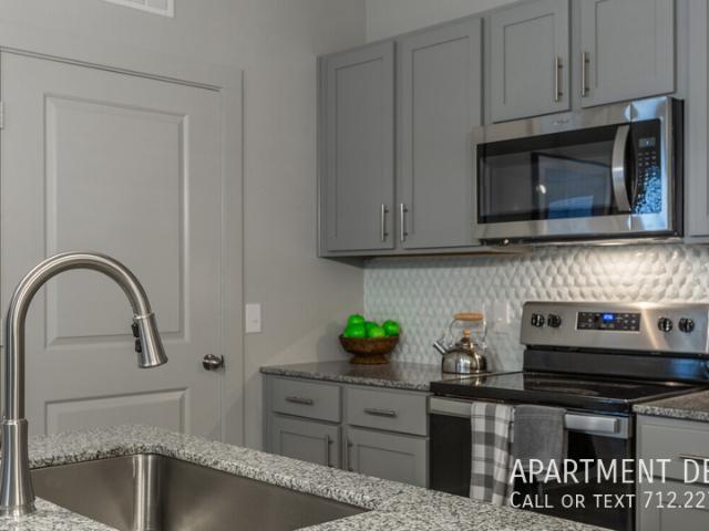 2 BR, 2 BA Apartment 208 FM 2004Â, Lake Jackson, TX 77566