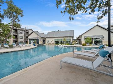 2 BR, 2 BA Apartment 2091 Raider Way, Austin, TX 78641