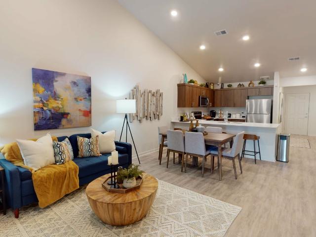2 BR, 2 BA Apartment 20930 Lyon Drive Unit 2, Macomb, MI 48042