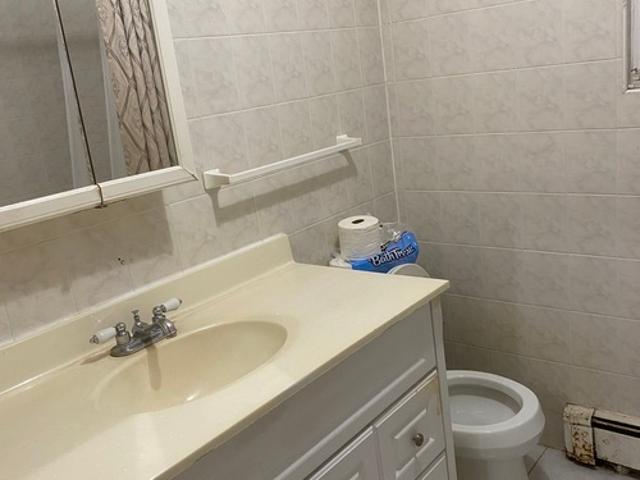 2 BR, 2 BA Apartment 20 Cedar St, Edison, NJ 08820