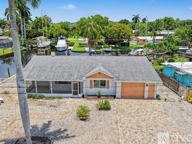2 BR, 2 BA Apartment 20 Estate Dr, North Fort Myers, FL 33917