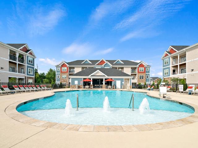 2 BR, 2 BA Apartment 20 Weaver View Cir Unit 47 306, Weaverville, NC 28787