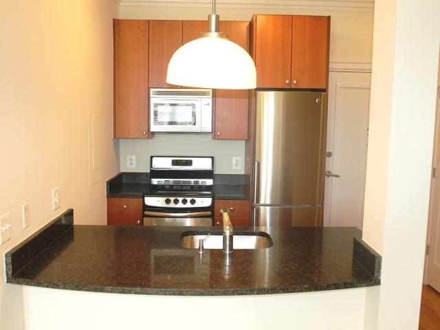 2 BR, 2 BA Apartment 2110 19th St NW Unit 203, Washington, DC 20009