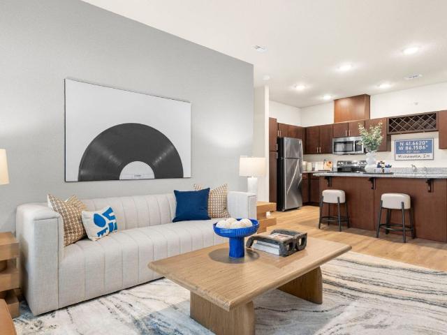 2 BR, 2 BA Apartment 2110 Beacon Parkway Unit 111, Granger, IN 46530