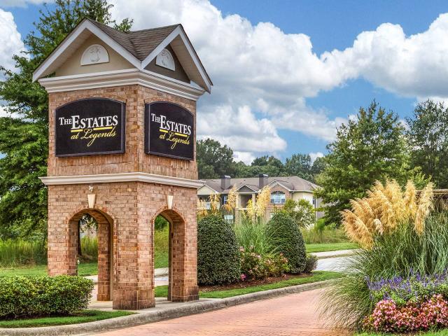 2 BR, 2 BA Apartment 2112 Mosteller Estate Avenue Southeast Unit 09 2454, Hickory, NC 28602