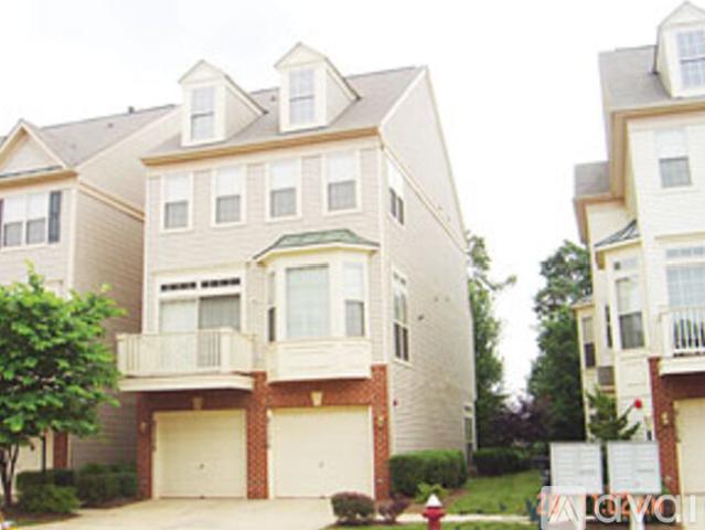 2 BR, 2 BA Apartment 21170 Domain Terrace, Unit 21, Sterling, VA 20165