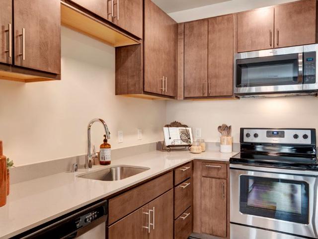 2 BR, 2 BA Apartment 2141 S Robinson Ave Unit A517, Milwaukee, WI 53207