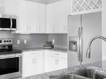 2 BR, 2 BA Apartment 215 107th Street Circle East Unit 5406, Bradenton, FL 34212