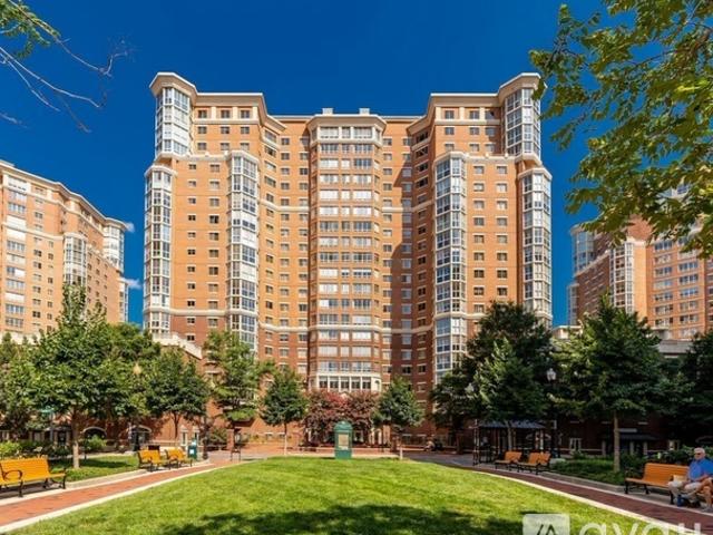 2 BR, 2 BA Apartment 2181 Jamieson Avenue, Unit 508, Alexandria, VA 22314