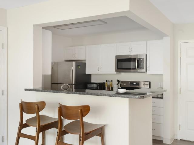 2 BR, 2 BA Apartment 21 Spencer St Unit 317, Lebanon, NH 03766