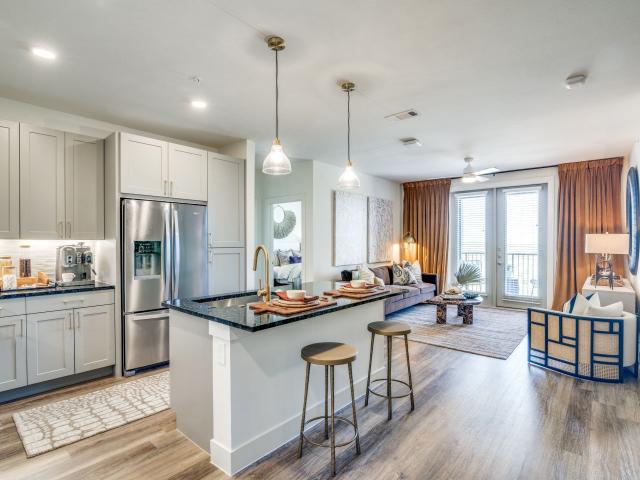 2 BR, 2 BA Apartment 2200 E. SH 121 Business Unit 3008, The Colony, TX 75056