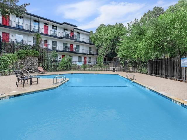 2 BR, 2 BA Apartment 2201 Ridgmar Blvd Unit 06 614R, Fort Worth, TX 76116