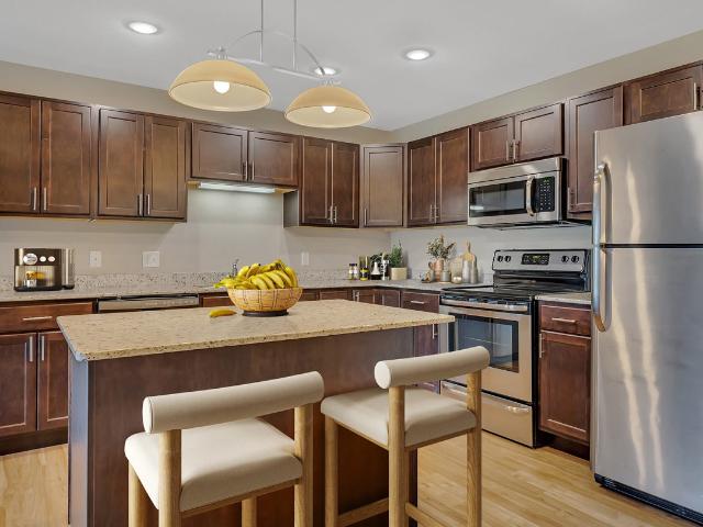 2 BR, 2 BA Apartment 2205 Meadow Oak Avenue Unit 328, Monticello, MN 55362