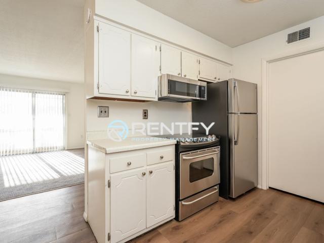 2 BR, 2 BA Apartment 2205 Sunderland Road, Winston Salem, NC 27103