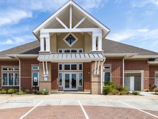 2 BR, 2 BA Apartment 2250 Sara Jane Parkway Unit 13105, Grand Prairie, TX 75052