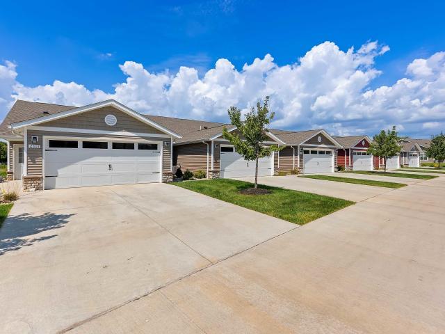 2 BR, 2 BA Apartment 2250 Warbler Lane Unit 2272I, Fairborn, OH 45324