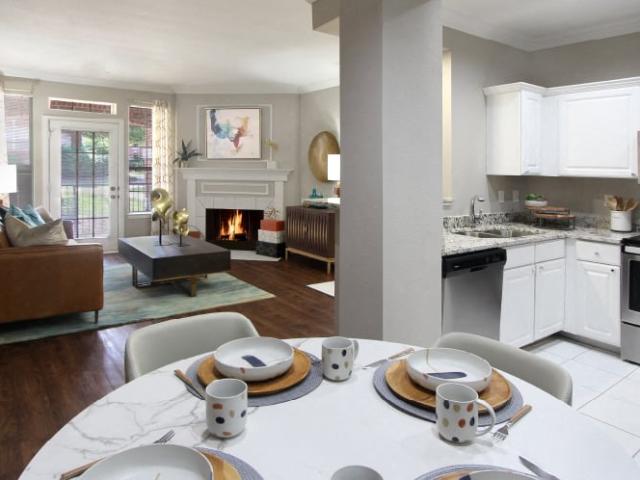 2 BR, 2 BA Apartment 225 Prairie View Drive Unit 11110, West Des Moines, IA 50266