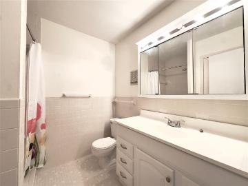 2 BR, 2 BA Apartment 2287 Philippine Drive, Clearwater, FL 33763